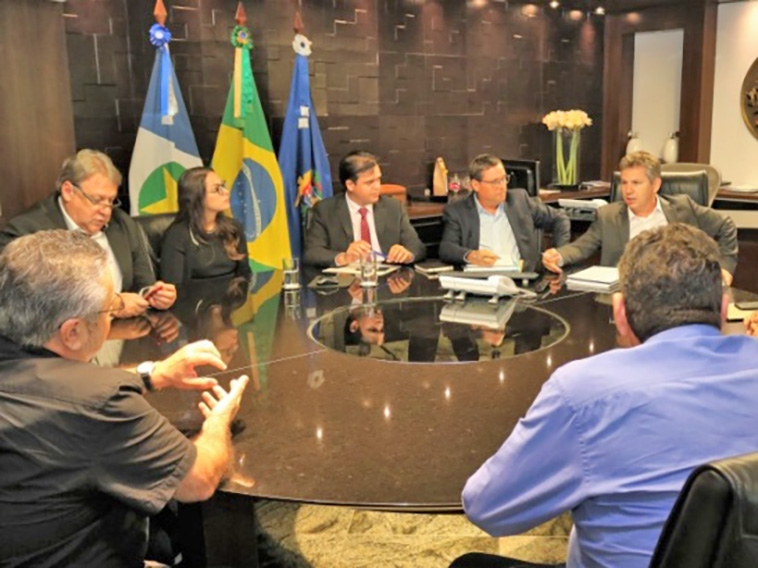 MDB de Janaina Riva decide ficar na base de Mendes e ter� deputado como vice-l�der