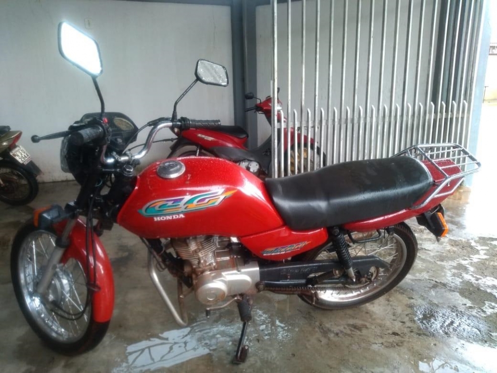  Motocicleta subtra�da em golpe do envelope vazio � recuperada em General Carneiro