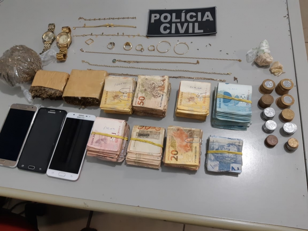  Pol�cia Civil prende mulher traficante com mais de R$ 22 mil em Sorriso