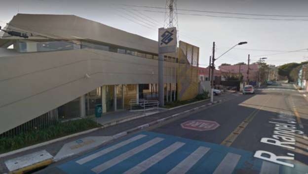 Tentativa de assalto a bancos deixa ao menos 10 suspeitos mortos em Guararema