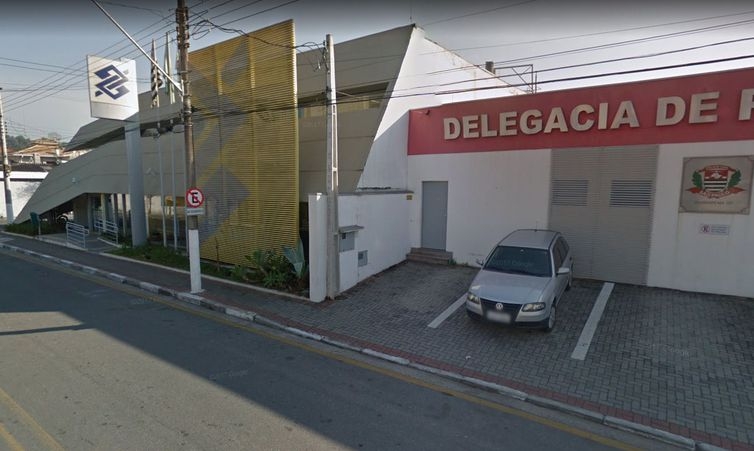 PM de SP diz que a��o com 11 mortos foi resultado de confronto