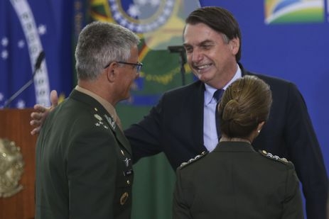 Fran�a quer proteger suas commodities do Mercosul, diz Bolsonaro