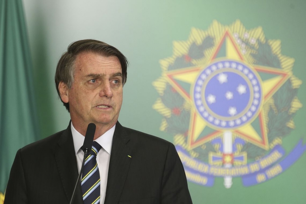 Bolsonaro cria 13� sal�rio para o Bolsa Fam�lia