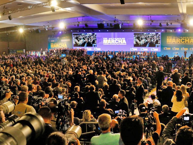 Prefeitos aguardam repasse do FEX e aprova��o de projetos no Congresso Nacional