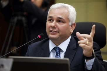 Prefeito de Nova Mutum ainda est� impedido de contratar solu��o web para gest�o