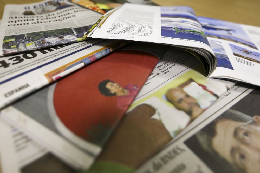 Governo pode economizar R$ 18 milh�es com corte de jornais e revistas