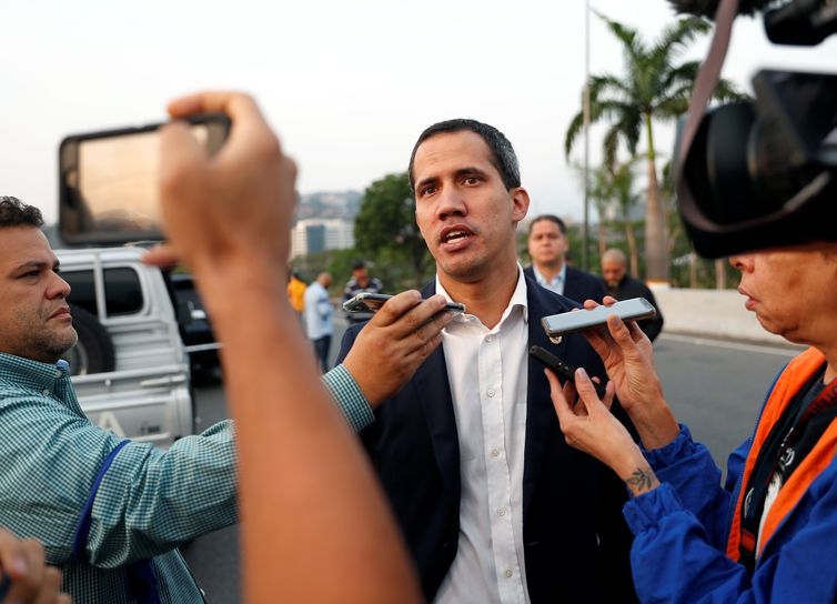 Guaid� pede manifesta��o pac�fica neste s�bado na Venezuela