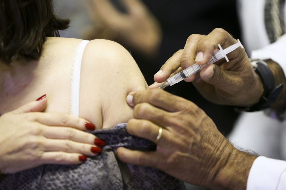 Postos de sa�de abrem hoje para Dia D de vacina��o contra gripe