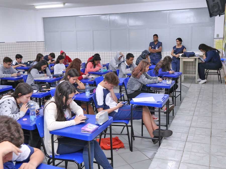  IBGE faz pesquisa sobre Sa�de Escolar com alunos de Mato Grosso
