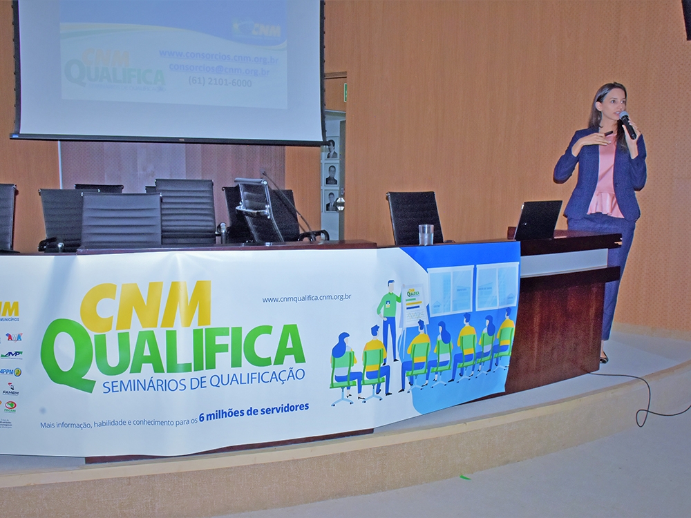 T�cnicos municipais participam na AMM de capacita��o sobre cons�rcios