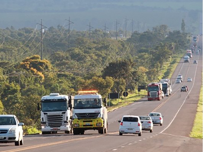 Trecho da BR-163 entre Peixoto de Azevedo e Matup� recebe nova sinaliza��o