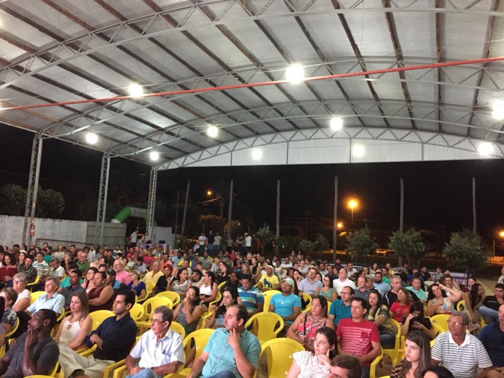 Assembleias do Sicredi reuniram mais de 500 mil pessoas e distribu�ram R$ 664 milh�es aos associados