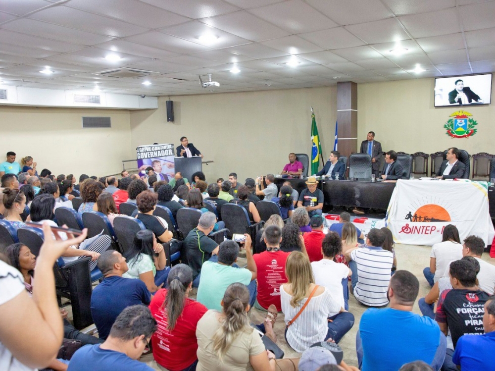 Audi�ncia P�blica confirma desinteresse do governo em negociar fim da greve