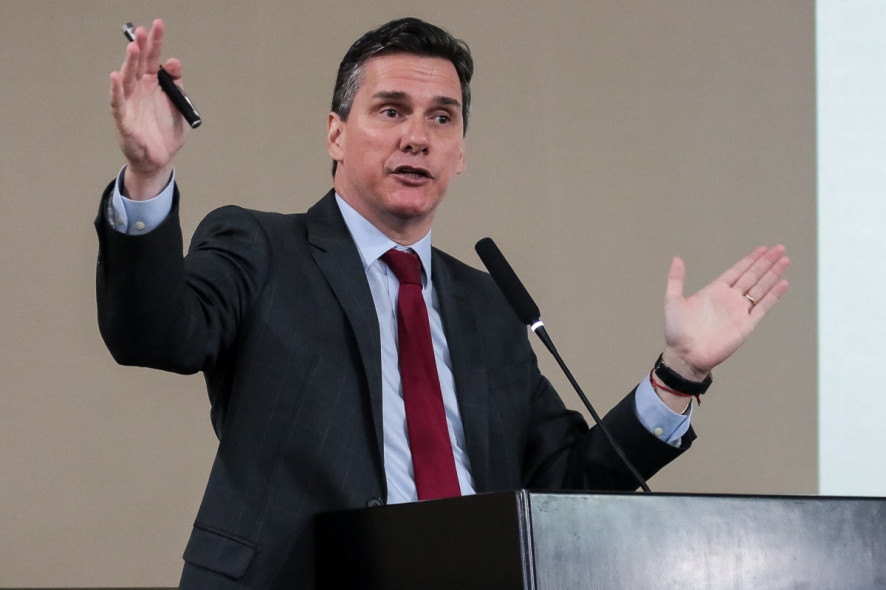 Gallo diz que estouro da Lei de Responsabilidade Fiscal � de R$ 1,2 bilh�o e que Governo est� de 