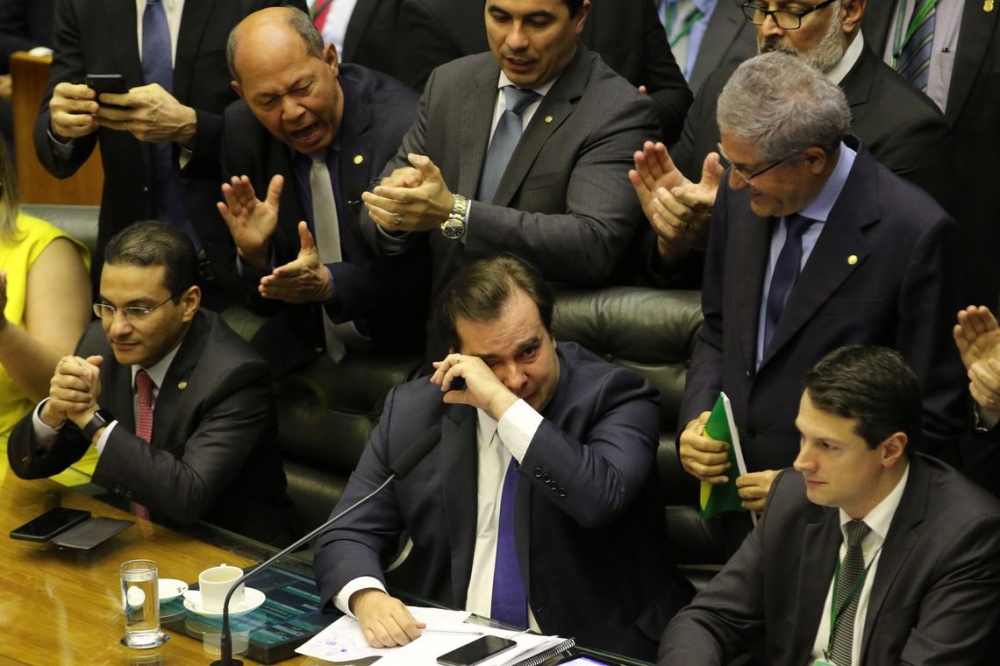 C�mara aprova texto-base da reforma da Previd�ncia
