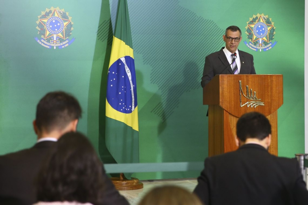 Governo quer autonomia para gerir doa��es para Amaz�nia 