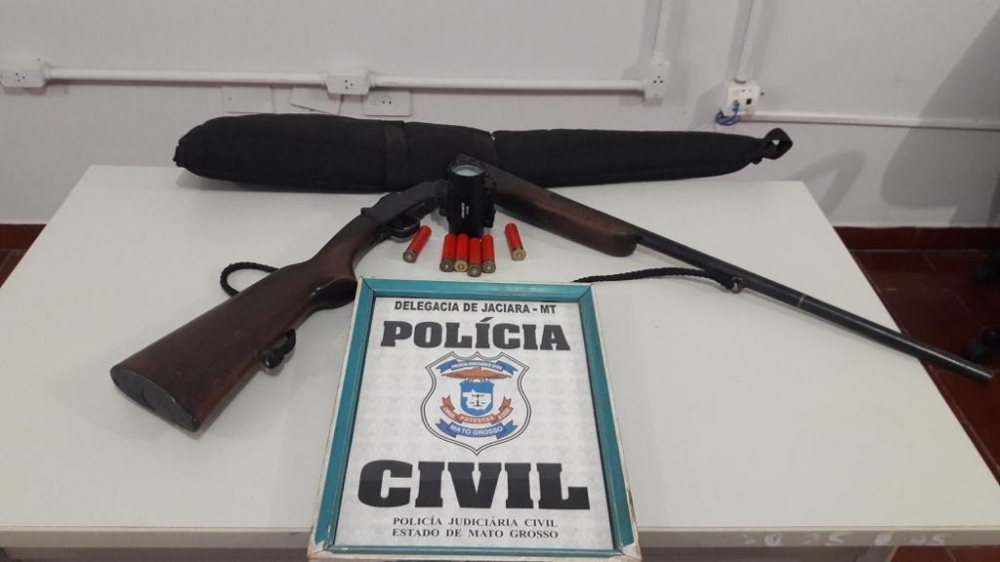  Homem � preso com espingarda e muni��es em Jaciara
