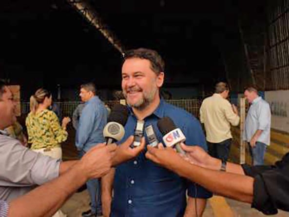 Deputado Oscar Bezerra � condenado por improbidade e perde direitos pol�ticos por 3 anos