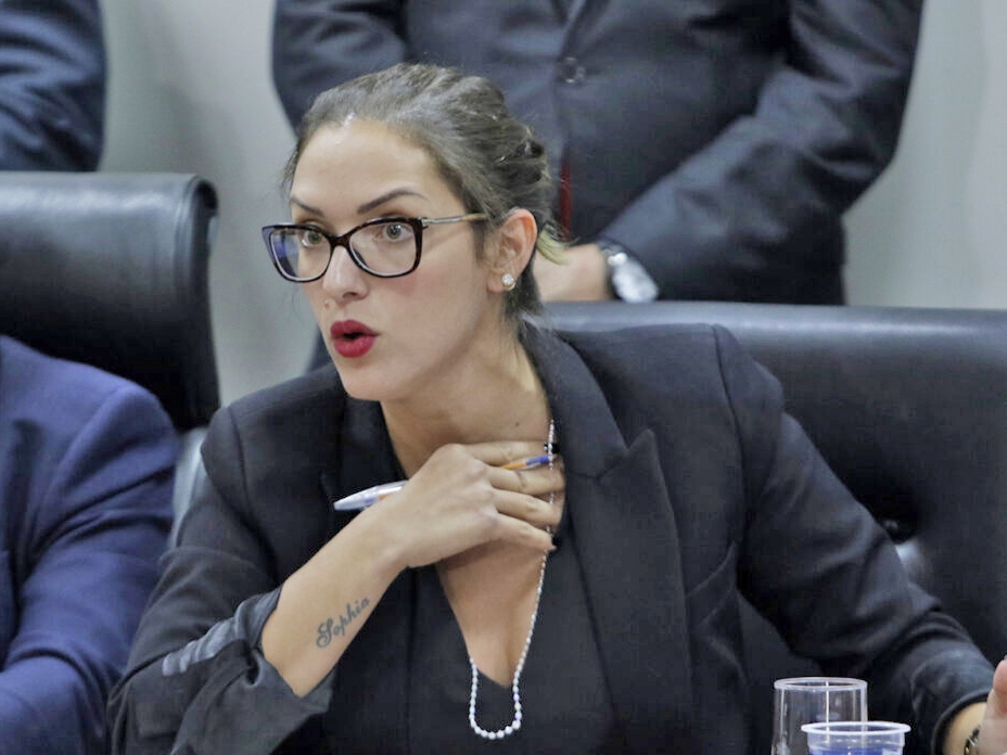 MP pede cassa��o de Janaina Riva por pr�tica de caixa 2 