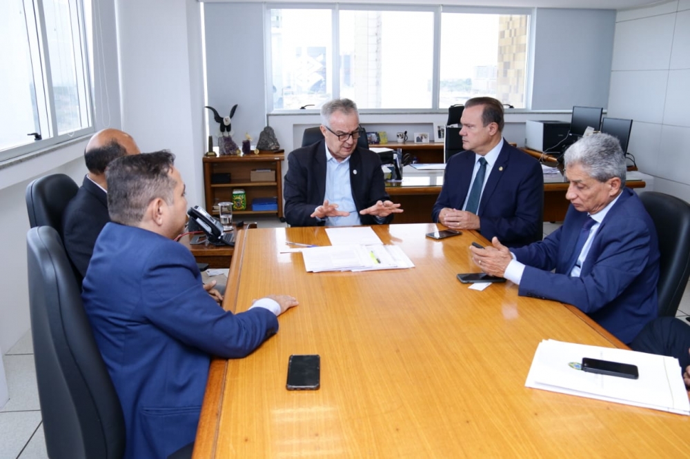 Senador mato-grossense busca solu��o para conflitos em Aripuan� 