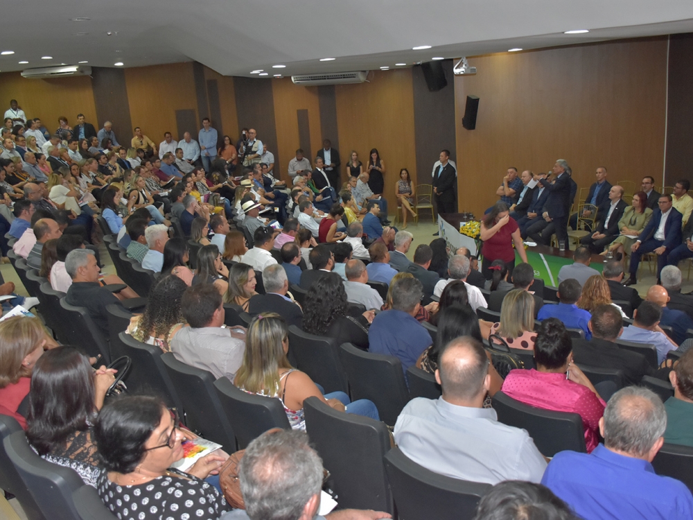 AMM re�ne prefeitos para debater principais temas da pauta nacional