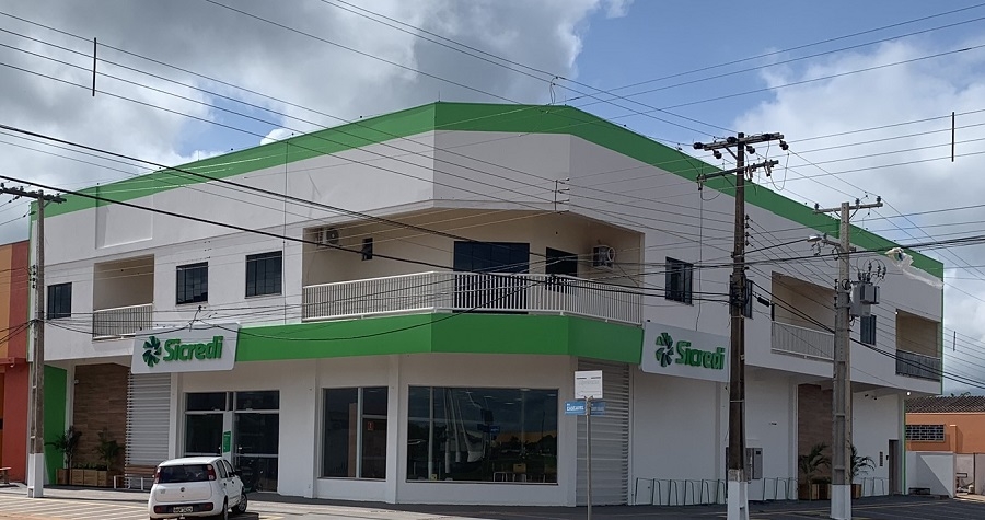 Sicredi comemora 23 anos com reinaugura��o de ag�ncia em Brasnorte  