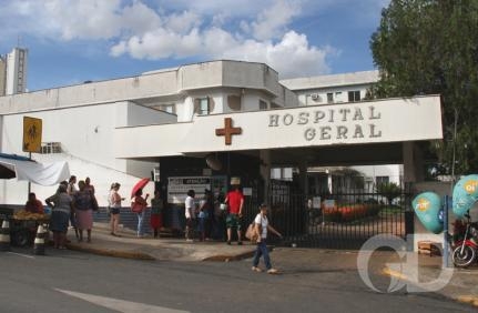 Hospital Geral paralisa atendimentos do SUS e cobra prefeitura pelos servi�os prestados.