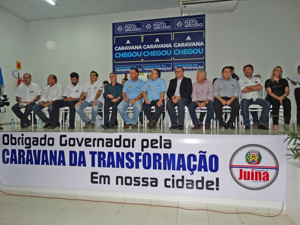 Sete ex-secret�rios e empresa s�o acionados por improbidade na Caravana da Traasnforma��o