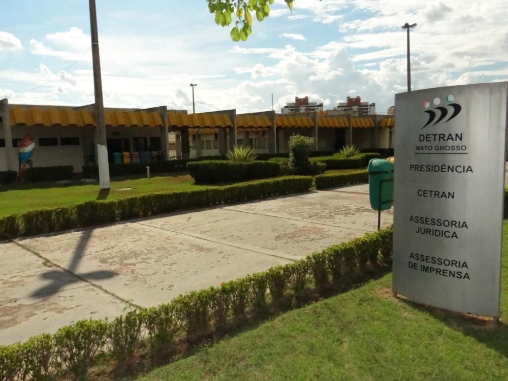 Detran-MT reduz valor de taxas em at� 76% e extingue 42 cobran�as 