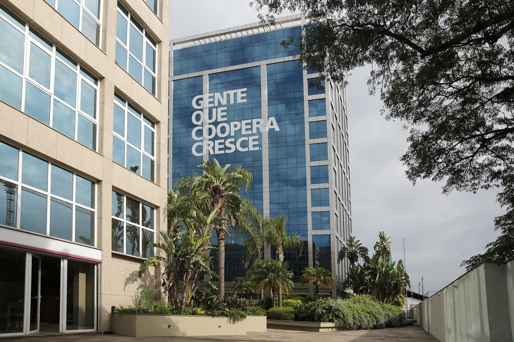 Sicredi ocupa 67� lugar entre os 200 maiores grupos empresariais do Pa�s