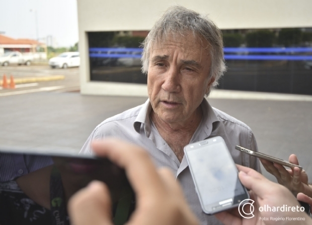 Ex-deputado sofre bloqueio de bens em a��o por indica��o de fantasma na AL e 'rachadinha'