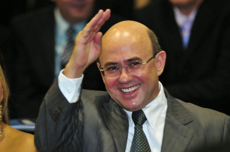TJ compartilha colabora��o de ex-deputado e juiz suspende a��o em MT