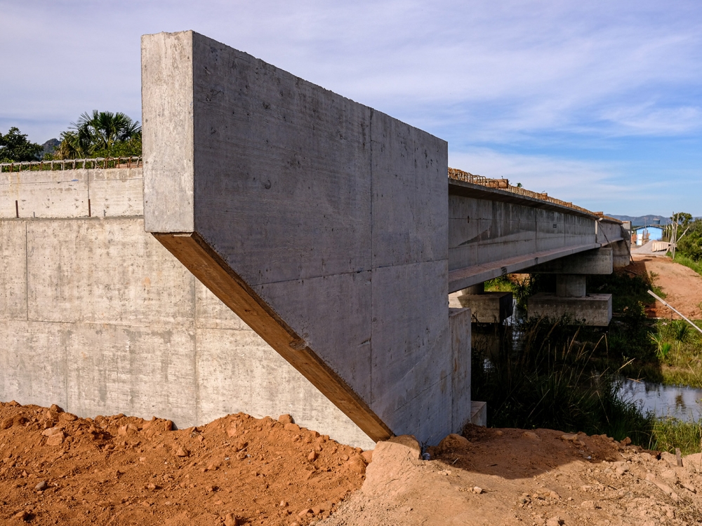 Obras seguem a todo vapor e v�o proporcionar nova rota entre Cuiab� e Rondon�polis