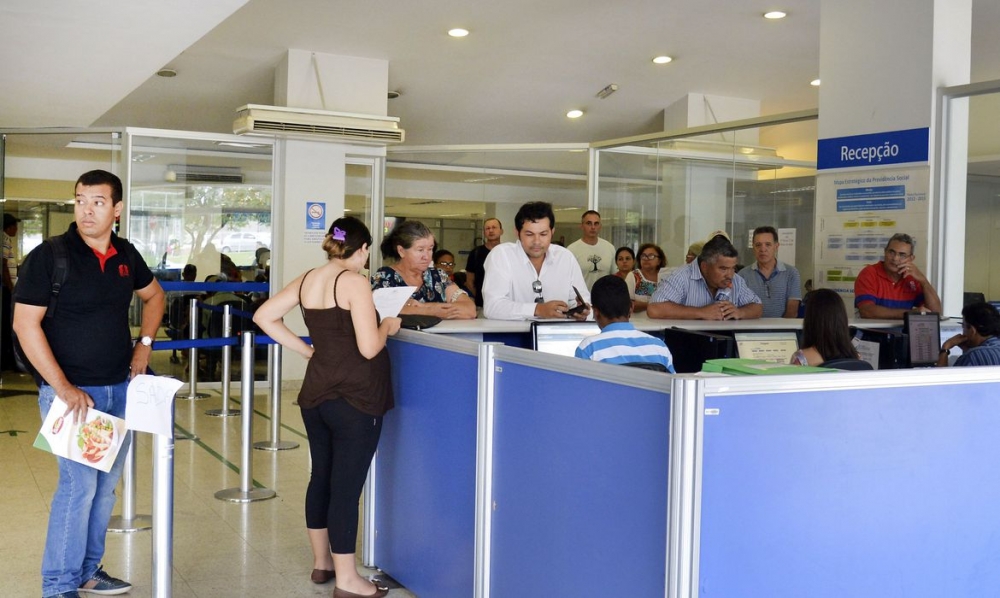 Reabertura das ag�ncias do INSS � adiada para dia 3 de agosto