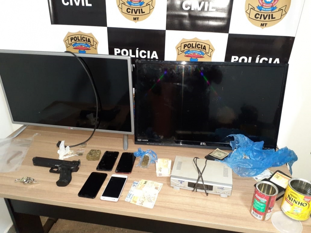 Pol�cia Civil prende dois e fecha boca de fumo em Confresa