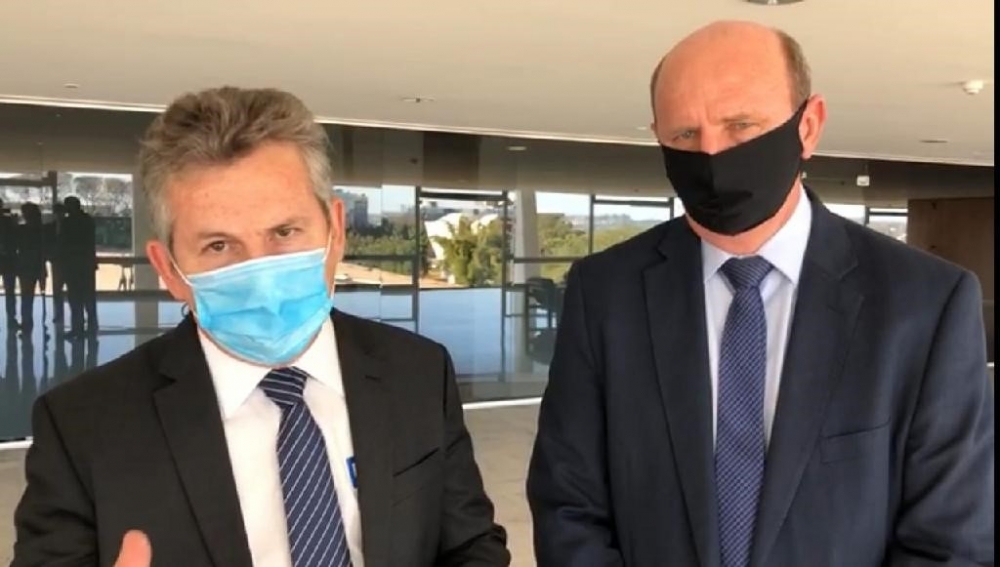 Governador de Mato Grosso se re�ne com ministros para tratar das ferrovias e da BR-163    