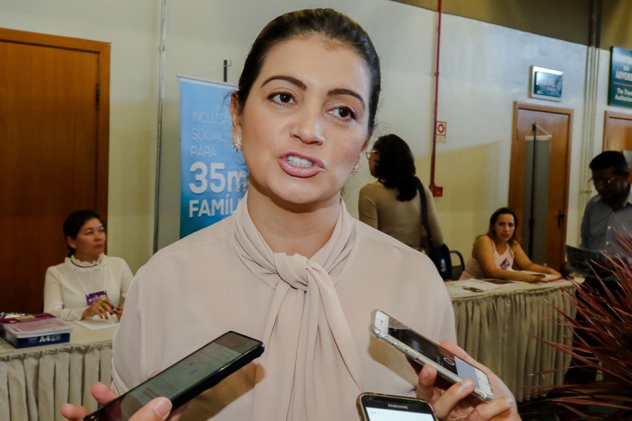 MPF: ex-deputada fez ora��o para quitar d�vida de R$ 5 milh�es