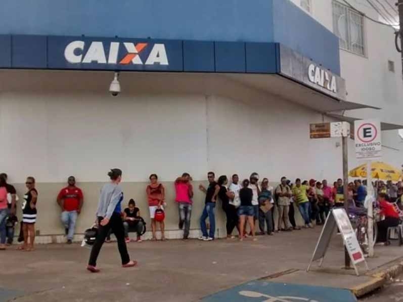 Caixa Federal anuncia redu��o na taxa de juros imobili�rios e 6 meses de car�ncia a compradores