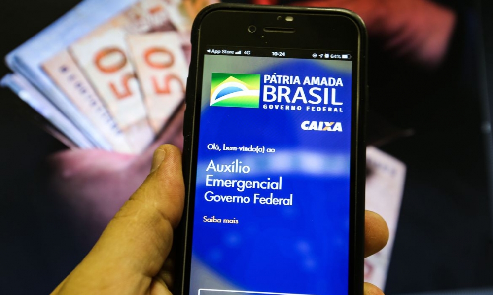 Benefici�rios nascidos em junho recebem hoje aux�lio emergencial