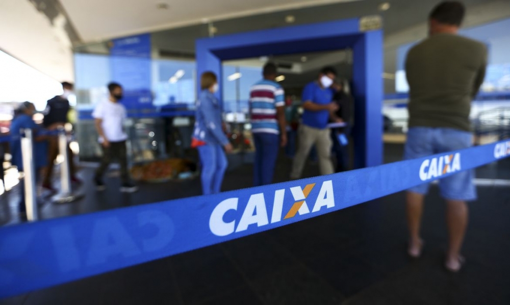 Benefici�rios do Bolsa Fam�lia recebem hoje 3� parcela de aux�lio