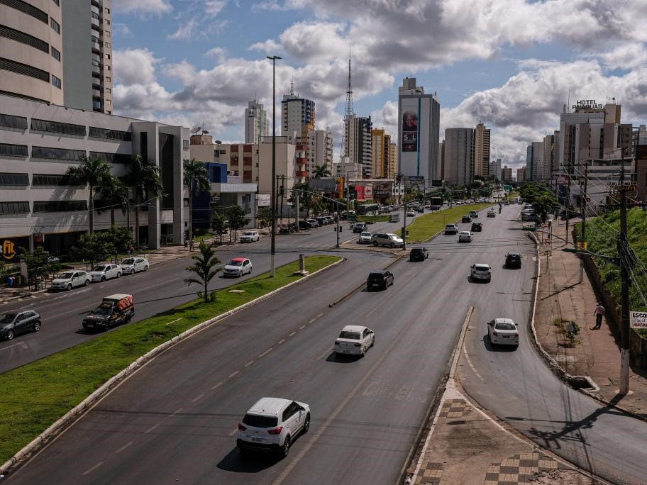 Governo transfere para mar�o in�cio do vencimento do IPVA 2021.   Tributo poder� ser pago at� junho, conforme o final das placas