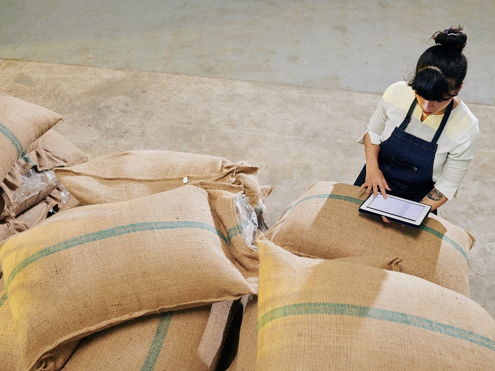 Carlos C�sar Floriano destaca que produtos agropecu�rios aumentam em portos brasileiros