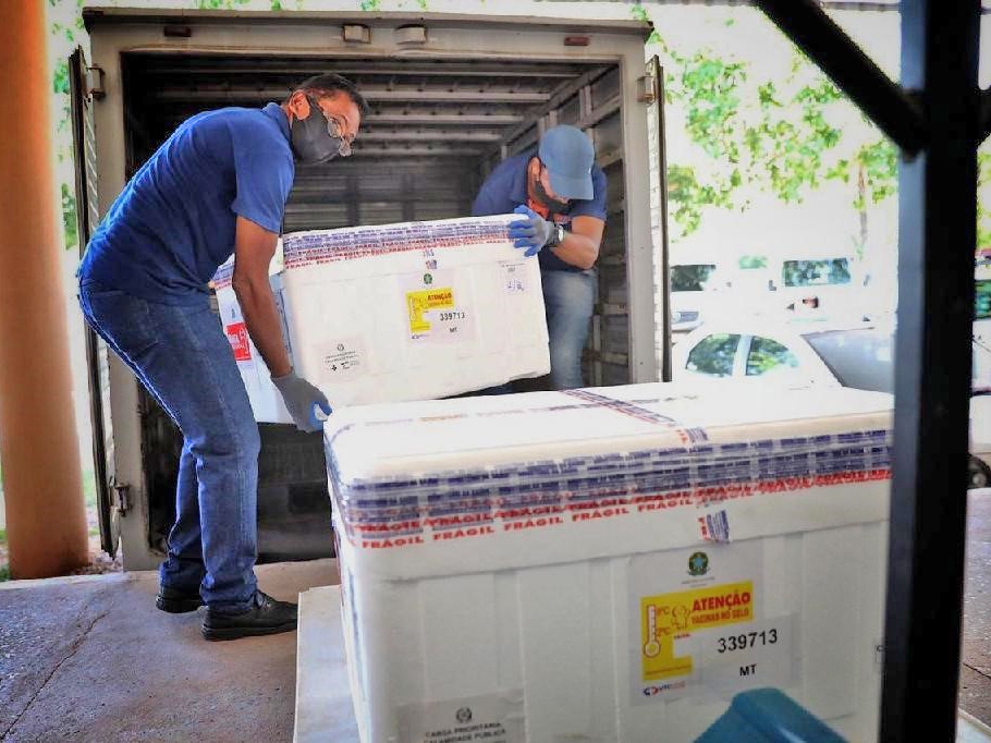 Mato Grosso recebe 11 mil doses da CoronaVac nesta segunda-feira (25)  