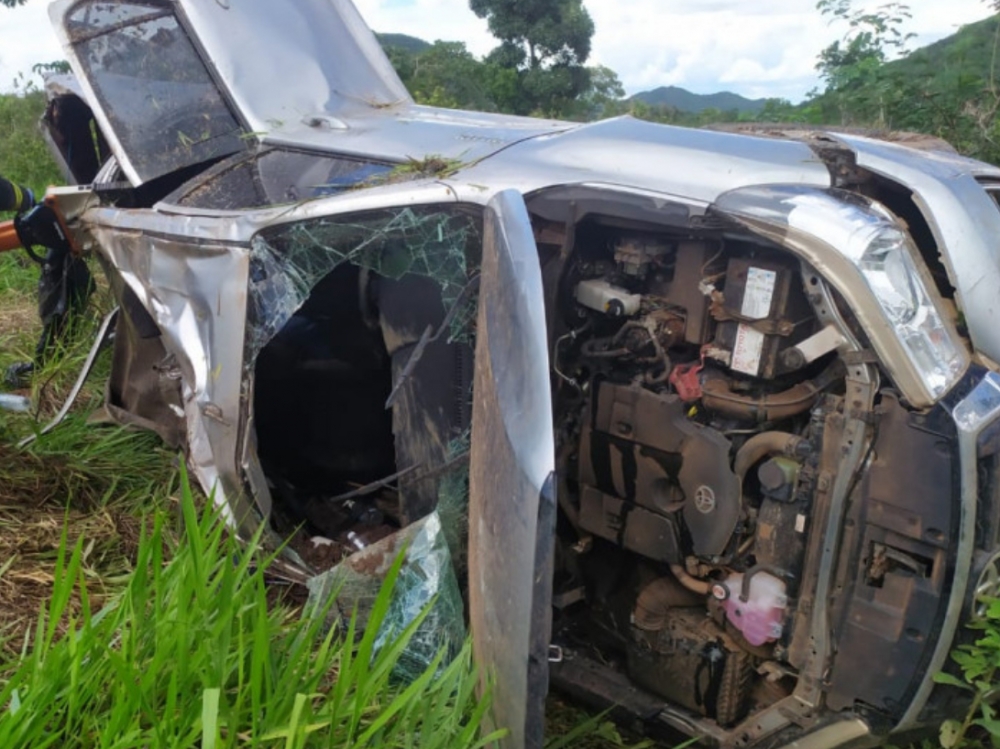 Um servidor da AMM morre e quatro ficam feridos em acidente pr�ximo a C�ceres quando para Cuiab�