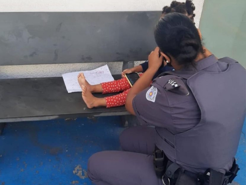 PM resgata crian�a amarrada ap�s den�ncias de maus-tratos