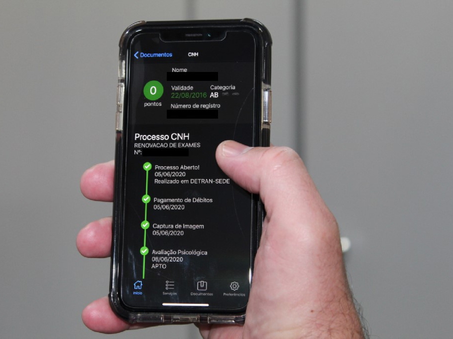 Motoristas com CNH vencida em mar�o de 2020 deve renovar o documento este m�s