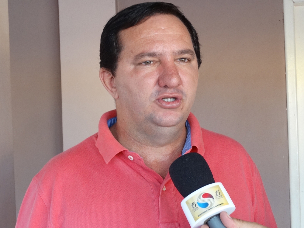 M�dicos avaliam reduzir sedativos de Barranco; segue intubado