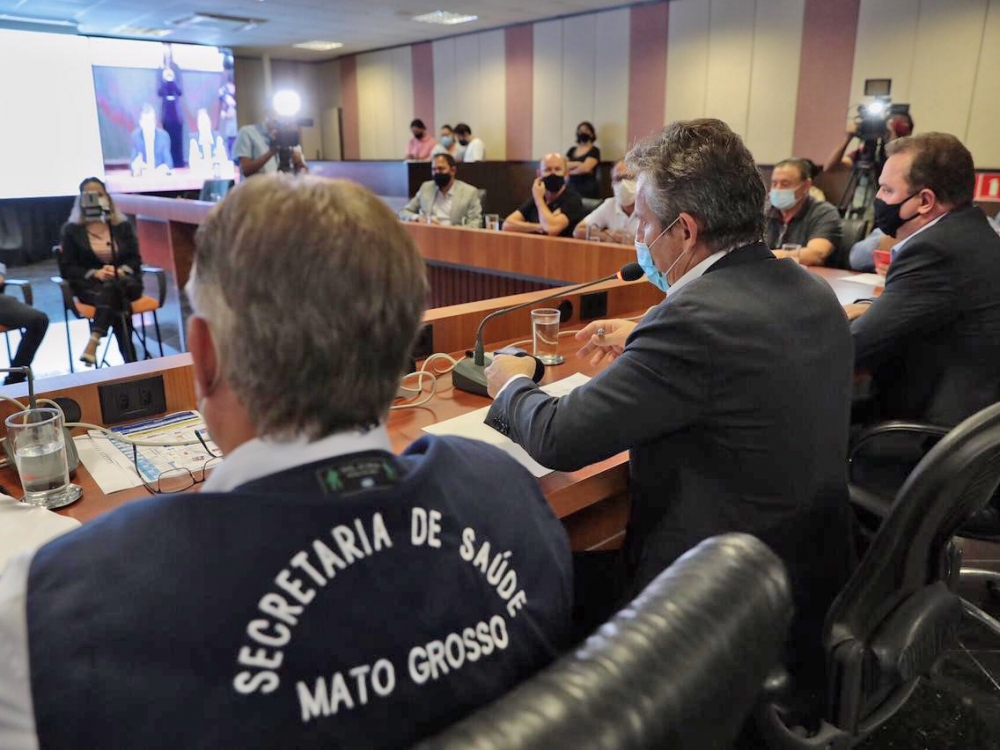 Governador anuncia 160 novas UTIs, 500 leitos cl�nicos e 500 mil testes; veja todas as a��es