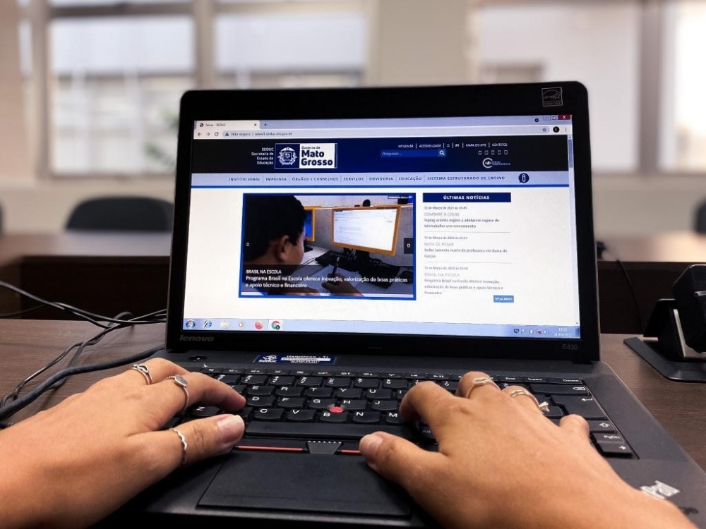 Professores t�m at� 30 de junho para prestar conta da compra dos notebooks