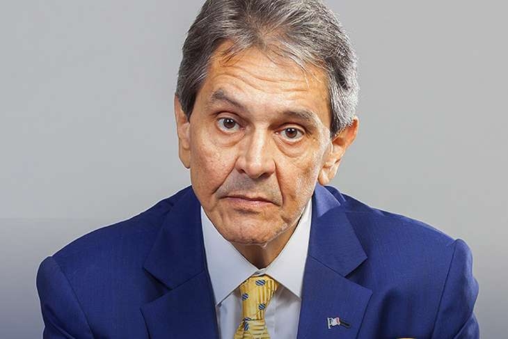 Ex-deputado e presidente do PTB, Roberto Jefferson, � preso e levado para Bangu 8